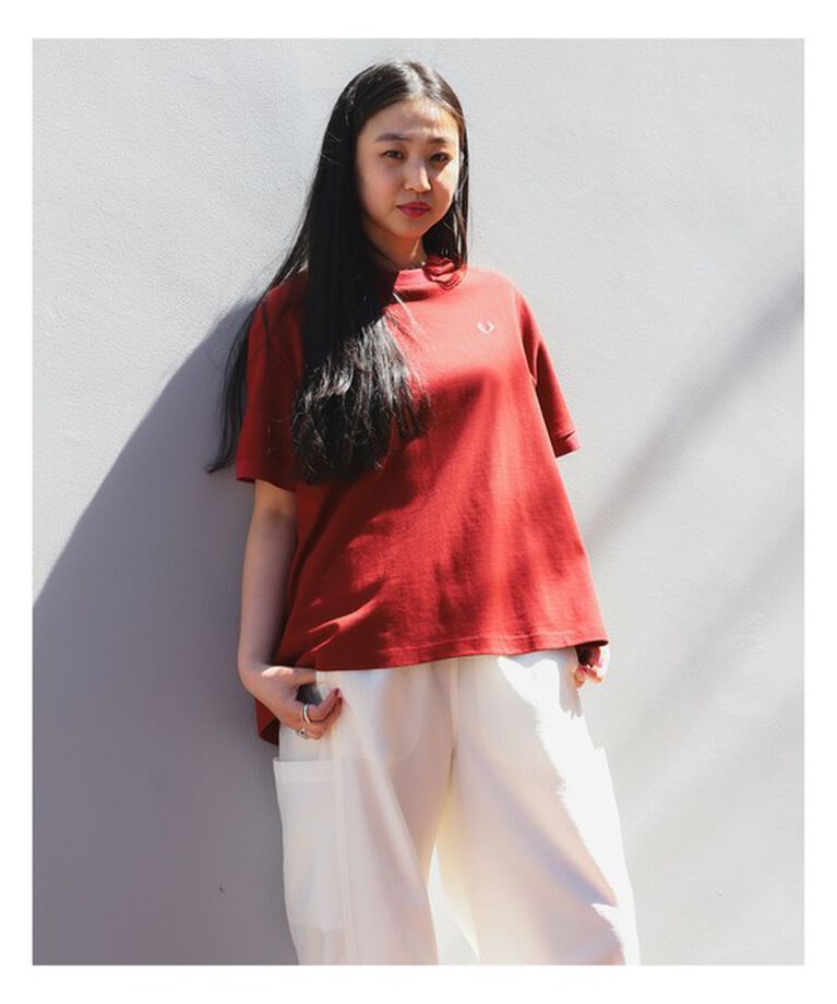 Ray BEAMS 「【別注】FRED PERRY / Reluxed Pique T-shirt」|Tシャツ・カットソー|BURNT_RED