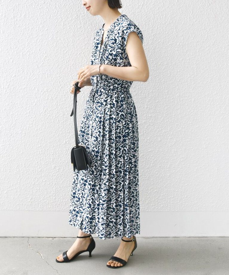 SHIPS for women「【WEB限定】〈洗濯機可能〉ドット 花柄 サイド プリーツ フレンチスリーブ ワンピース」|ワンピース|