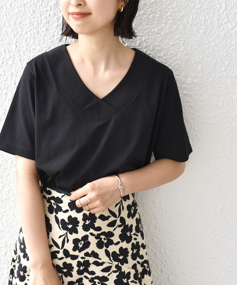 SHIPS for women「《追加》【WEB限定】〈ネックが選べる2サイズ展開〉オーガニックコットン バリエーションネック TEE」|Tシャツ・カットソー|ブラック系