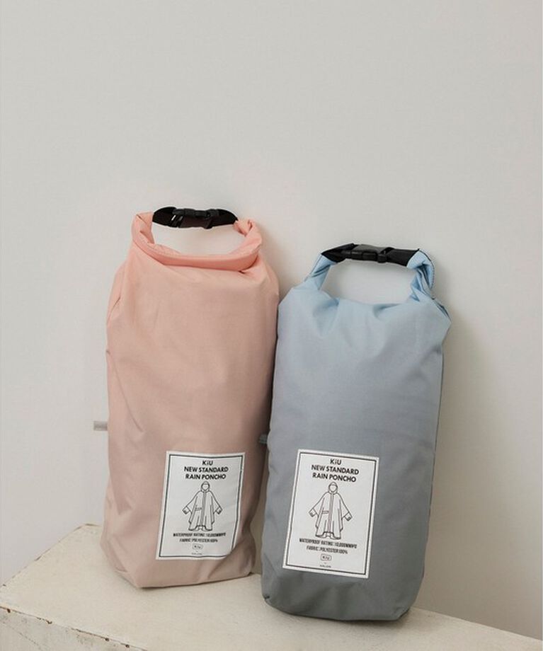 SALON adam et rope'「【KiU for SALON】[ポーチ付き]別注レインポンチョ/レインコート」|レインコート|