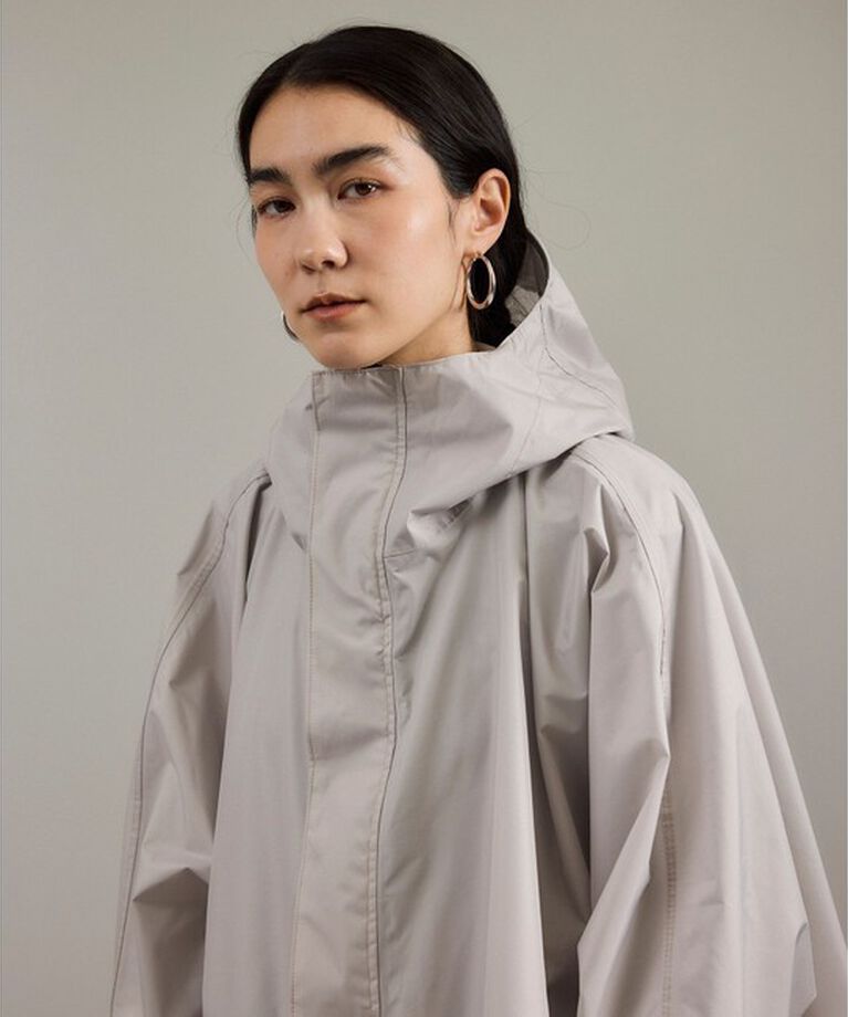 SALON adam et rope'「【KiU for SALON】[ポーチ付き]別注レインポンチョ/レインコート」|レインコート|