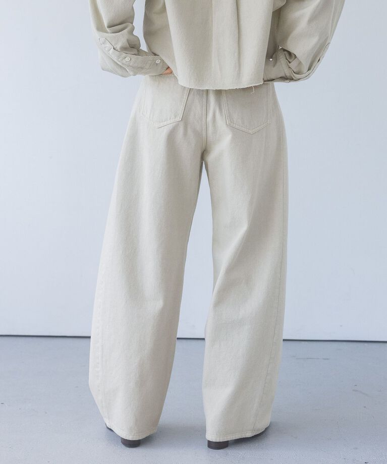 A part by 「【再入荷】Apbコクーンデニムパンツ」|デニム|