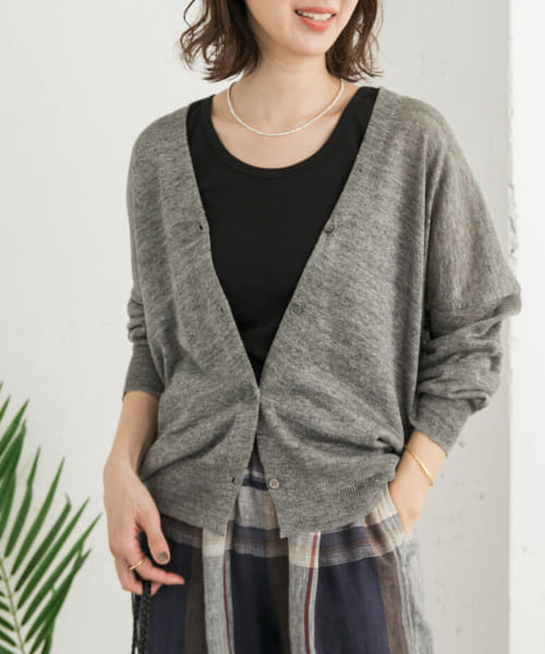 URBAN RESEARCH DOORS「DOORS リネンVネックカーディガン」|カーディガン|CHARCOAL