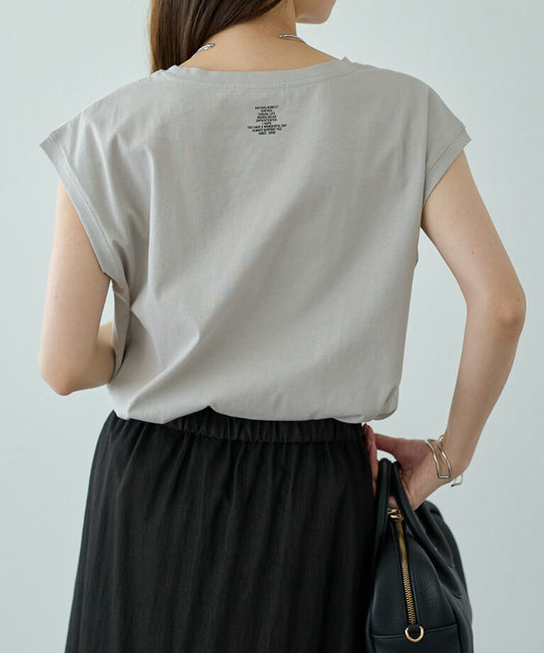  「【汗シミ防止】ワンポイントロゴフレンチスリーブTシャツ」|プルオーバー|グレイッシュベージュ