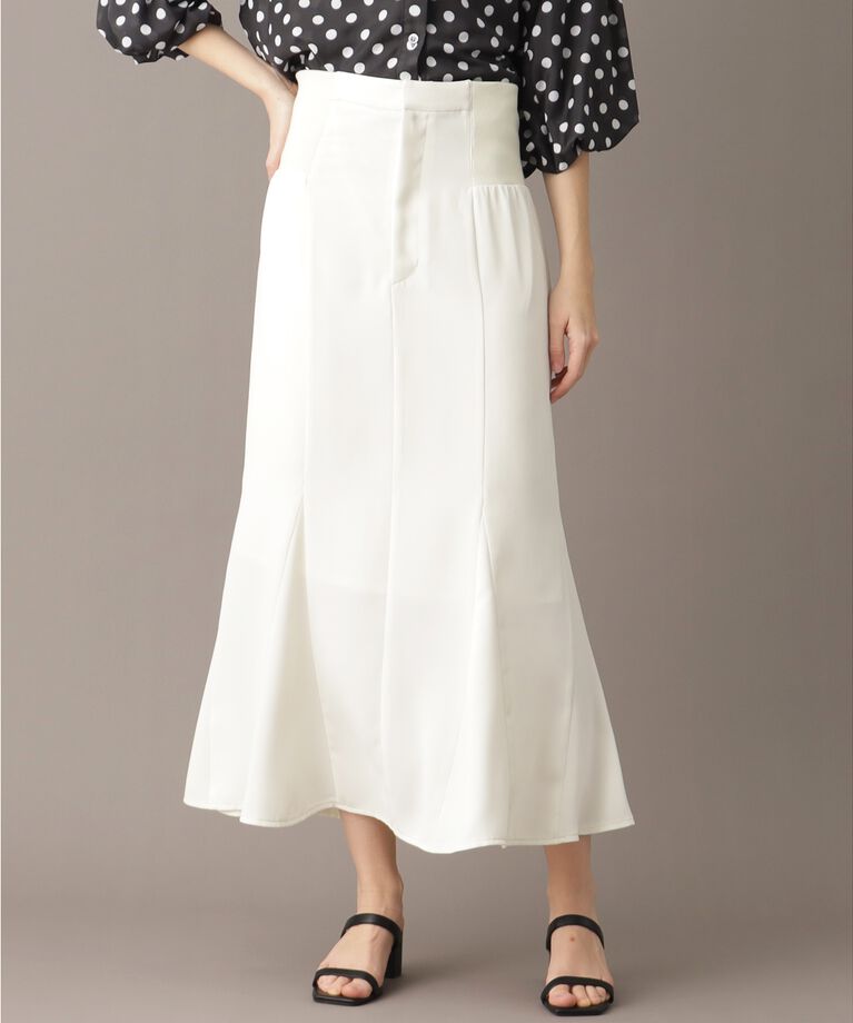 DRESSTERIOR「【大人百花春号掲載 モデル美香さん着用】バックストラップマーメイドスカート」|スカート|ホワイト(001)