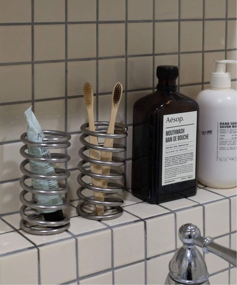 journal standard Furniture「【TUDES/トゥーデス】 SPIRAL HOLDER SV　歯ブラシホルダー」|ステーショナリー|