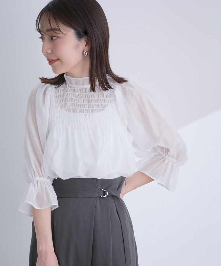 VIS「【高橋愛さんコラボ】上品な透け感で透明感をプラス。シアーブラウス」|シャツ・ブラウス|