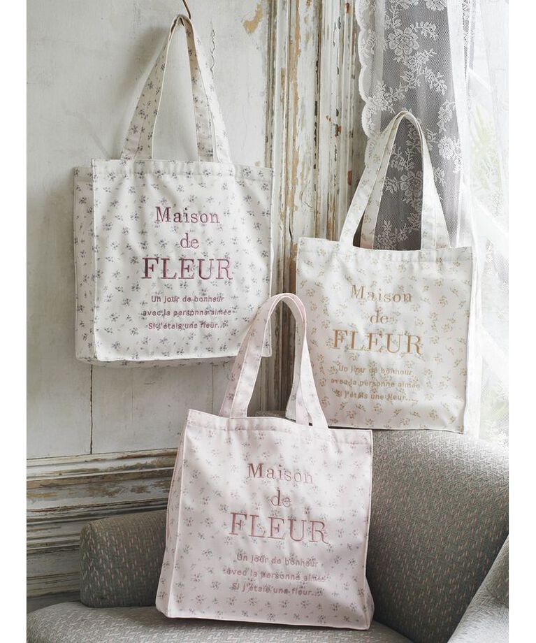 Maison de FLEUR「フラワープリントスクエアトートバッグ」|トートバッグ|