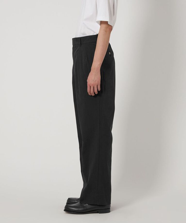 UNITED ARROWS「ツイル ピーチスキン 2プリーツ チノパンツ」|チノ|