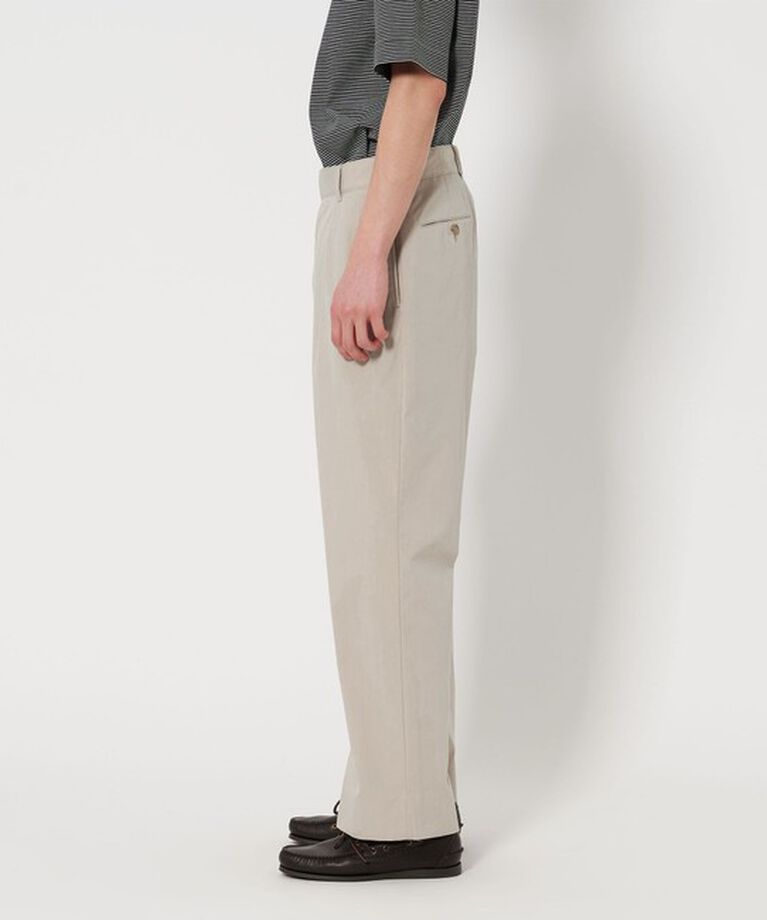 UNITED ARROWS「ツイル ピーチスキン 2プリーツ チノパンツ」|チノ|