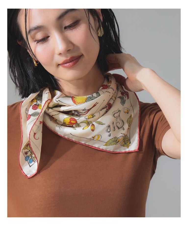 Demi-Luxe BEAMS 「manipuri / シーズナルフルーツ スカーフ」|ストール|Ivory