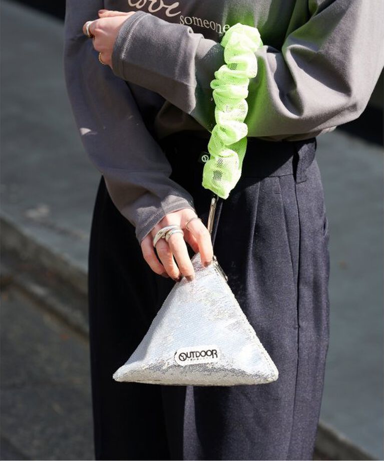 OUTDOOR PRODUCTS Usual Things「25SS 151108 SALINAS」|ショルダー・メッセンジャー|シルバー
