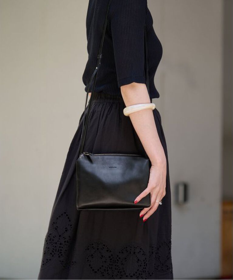 IENA「【MARLOTA/マルロタ】ZIP POCHETTE / レザージップポシェット」|ショルダー・メッセンジャー|