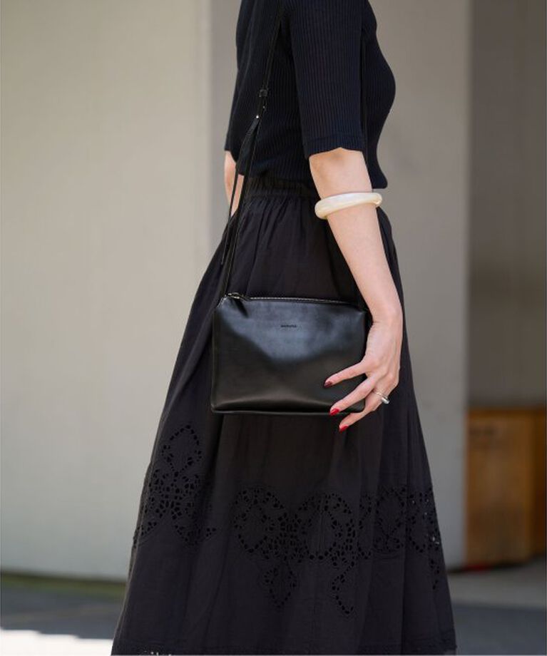 IENA「【MARLOTA/マルロタ】ZIP POCHETTE / レザージップポシェット」|ショルダー・メッセンジャー|