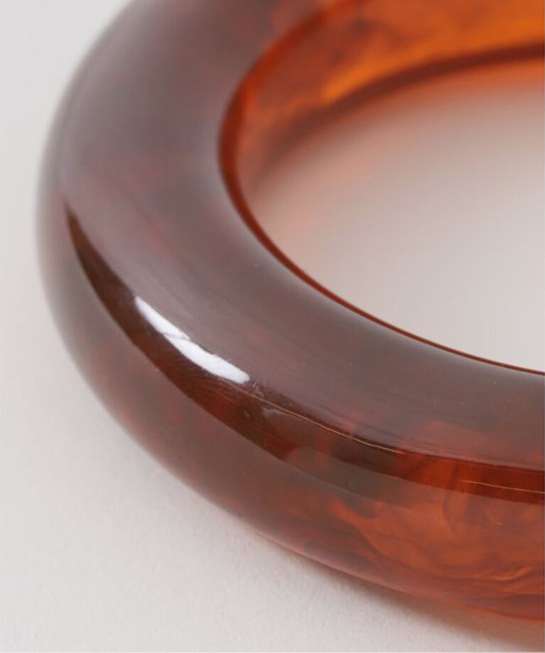 VERMEIL par iena「KENNETH JAY LANE（ケネス ジェイ レーン） Resin Bangle」|ブレスレット・バングル|