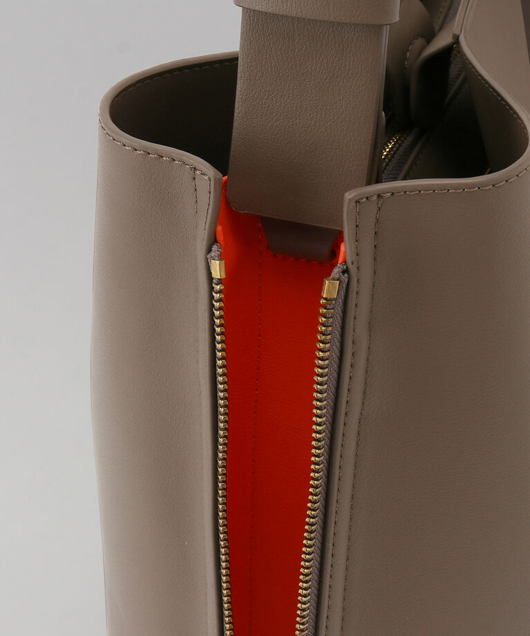 E'POR「【A4対応】【通勤】【E'POR】Y BAG Shoulder Large（サイドジップショルダーバッグ）【WEB限定/一部店舗限」|ショルダー・メッセンジャー|