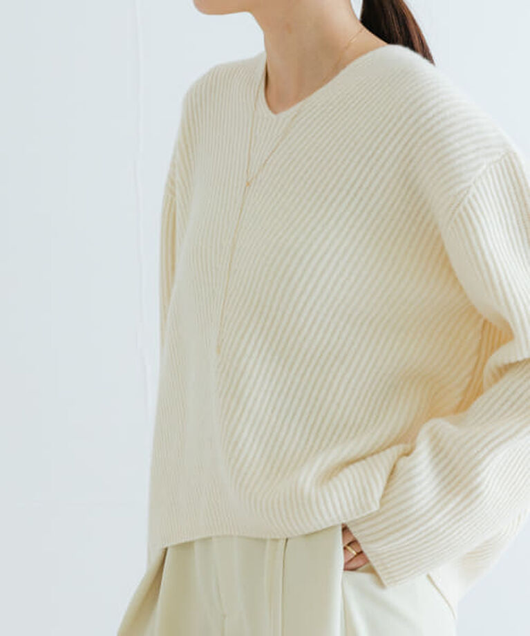 URBAN RESEARCH「UR HAMILTON WOOL 畦Vネックニット」|ニット・セーター|