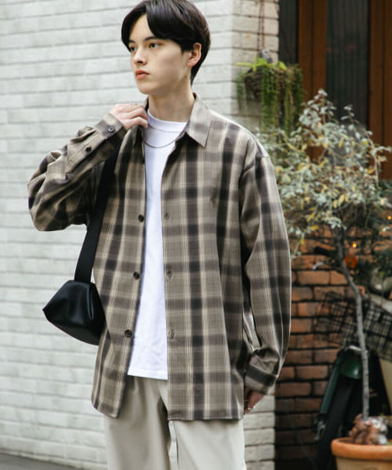 SENSE OF PLACE by URBAN RESEARCH「SENSE OF PLACE 『ユニセックス』『イージーケア』カラールーズシャツ」|シャツ・ブラウス|BEG×BRN