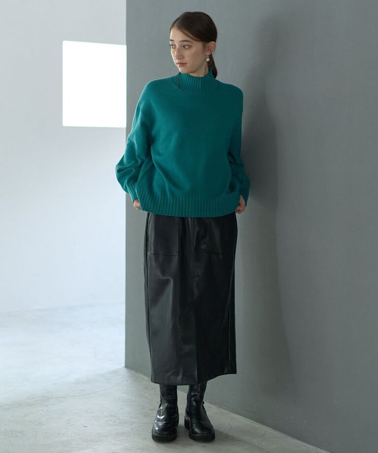 YECCA VECCA「フェイクレザースリットナロースカート②」|タイト|