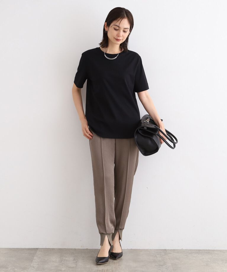 INDIVI「【洗える/コットン100%】裾デザイン大人Tシャツ」|Tシャツ・カットソー|