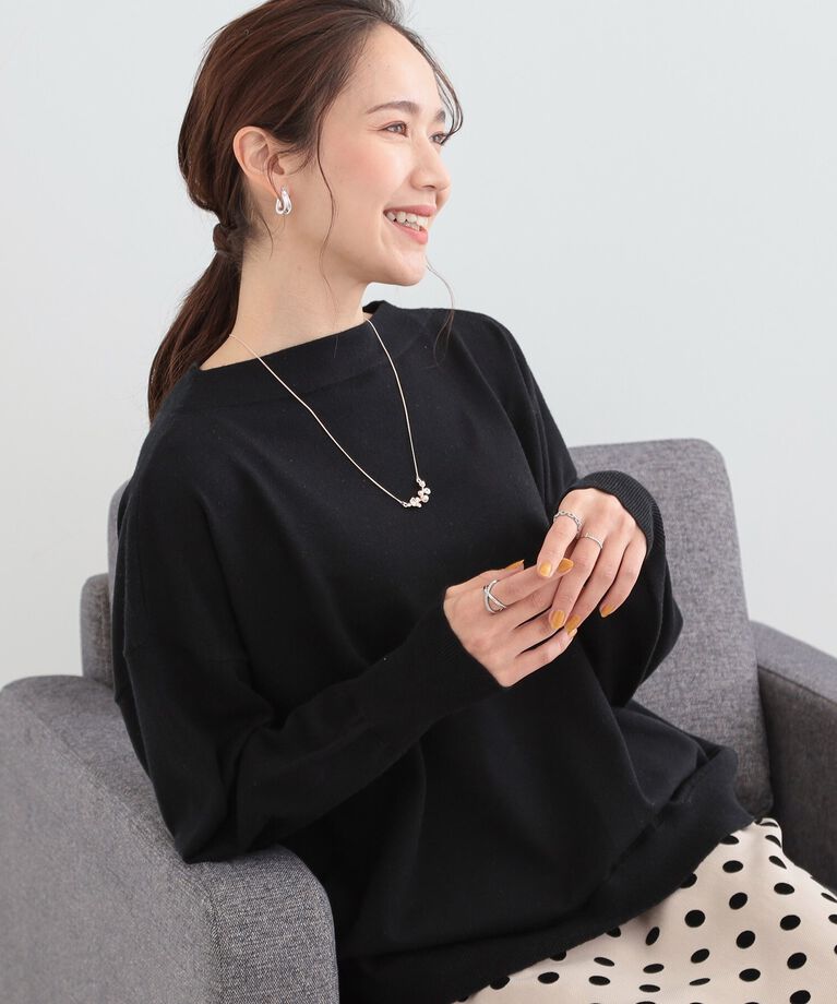 SHOO･LA･RUE「【洗える/S-LL】インせず着られる もちもちタッチ ボートネックニット」|ニット・セーター|ブラック(019)