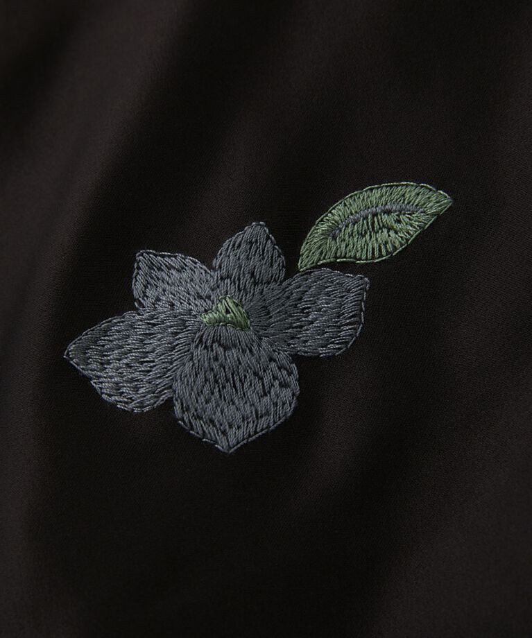 MOUSSY「リサイクルポリエステルサテン生地刺繍サテンスカート」|スカート|