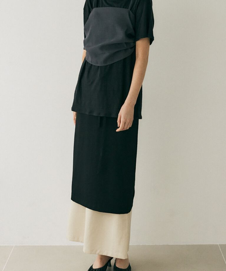 MOUSSY「吸湿､速乾性のある麻のｶｯﾄｿｰと透け感のあるｷｬﾐｿｰﾙの重ね着 」|Tシャツ・カットソー|