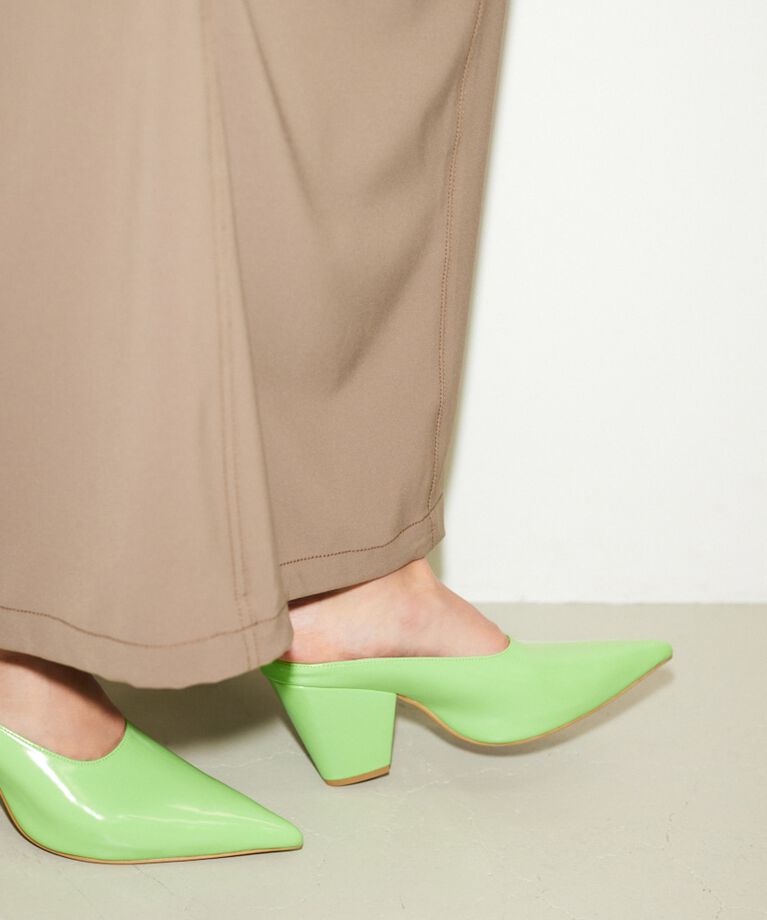 SLY「POINTED SLIP ON」|パンプス|