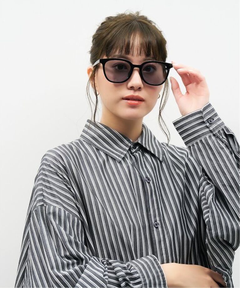  「【WEB限定】ウェリントン型 サングラス | 軽量 カラーレンズ トレンド 紫外線対策 UVカット 大きめサイズ」|サングラス|