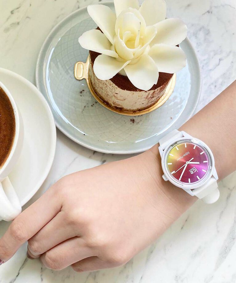 ICE-WATCH「〈ICE-WATCH(ｱｲｽｳｫｯﾁ)〉ICE solar power - ｻﾝｾｯﾄｶﾙﾌｫﾙﾆｱ - スモール」|腕時計|