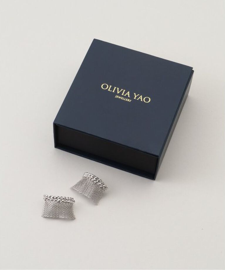 NOBLE「OLIVIA YAO/オリビアヤオ スパークルカーブシェイプピアス」|ピアス|
