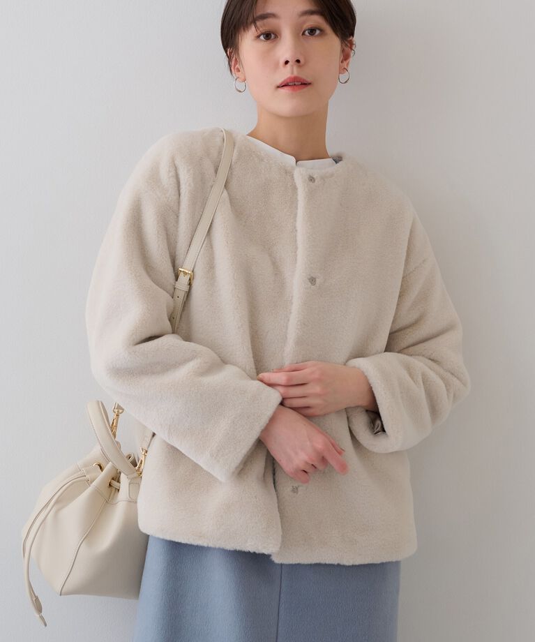 INDIVI「【トレンドコート】大人フェイクファーコート」|ノーカラーコート|