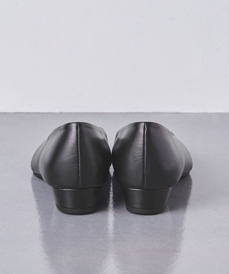 UNITED ARROWS「スクエア ポインテッド フラットシューズ」|パンプス|