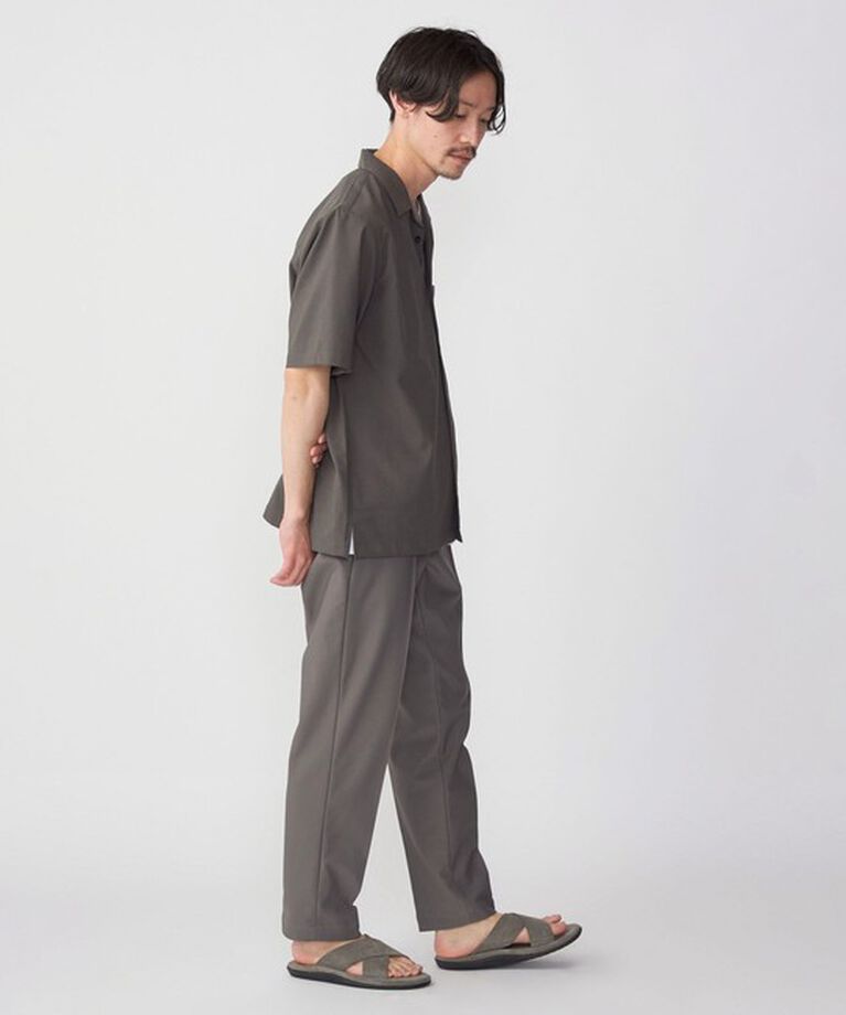 SHIPS「SHIPS: PIEZO JACQUARD 360°ストレッチ ピンタック イージースラックス」|スラックス|