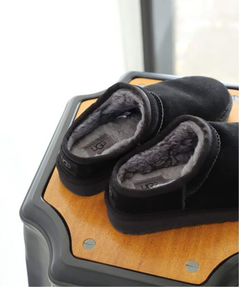 FRAMeWORK「≪追加≫UGG/アグ CLASSIC SLIPPER2」|スリッポン|ブラック