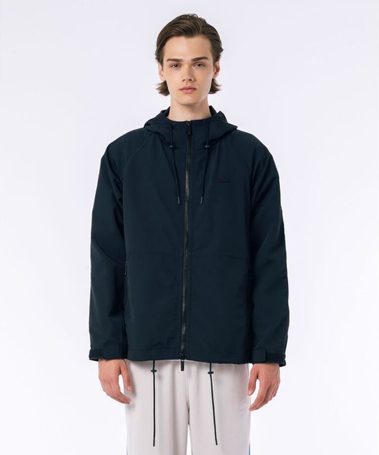 LACOSTE「撥水防風 ドロストコード フーデッド ナイロンブルゾン / マウンテンパーカー」|その他|ブラック