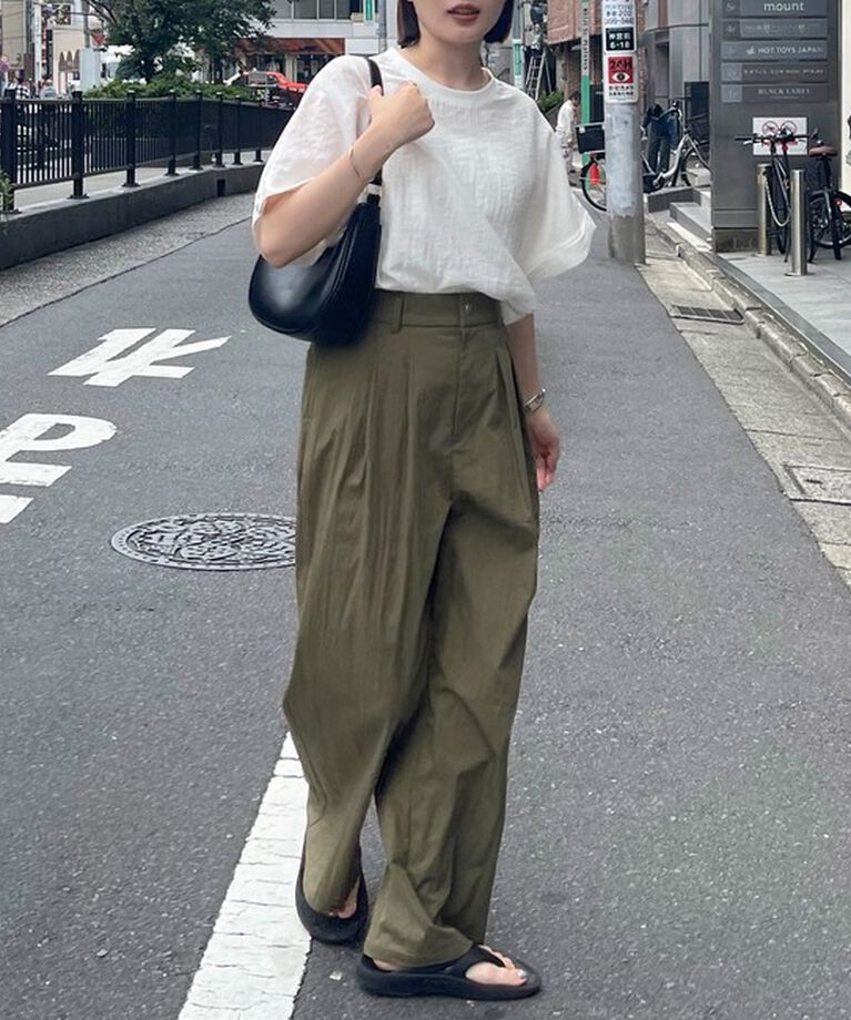fredy emue「コットンナイロンタックパンツ」|チノ|