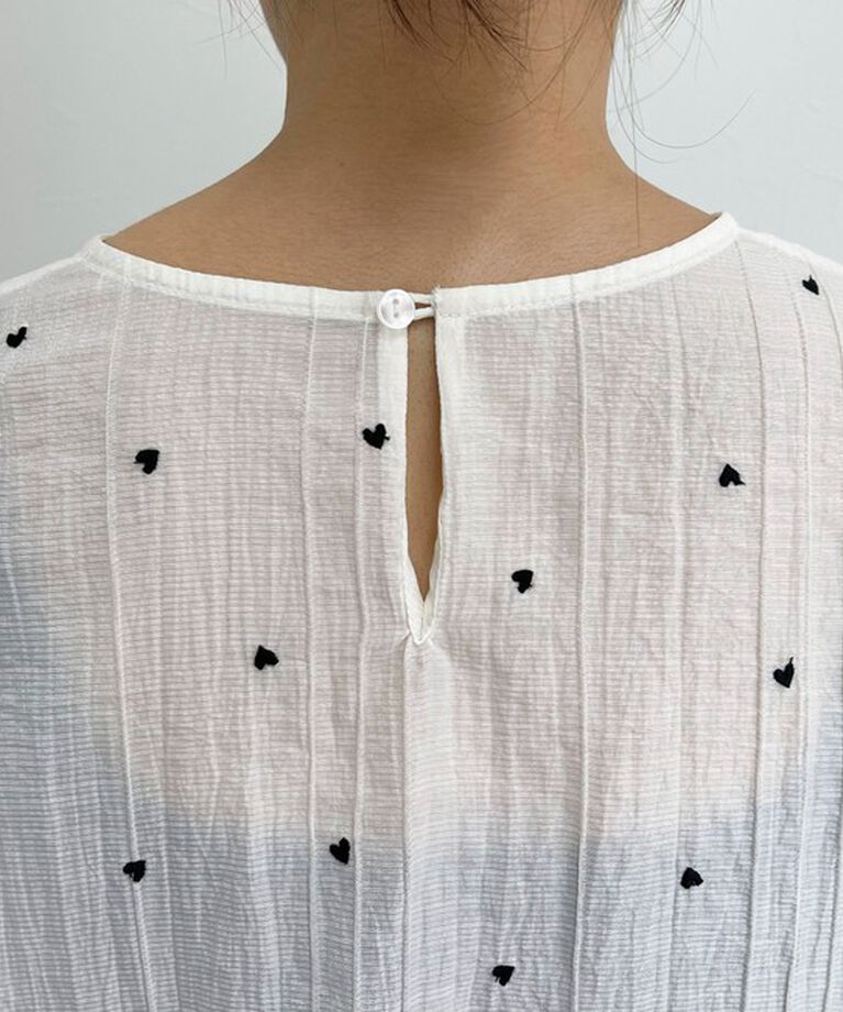 fredy emue「【WEB限定デザインあり】刺繍袖ボリュームブラウス」|シャツ・ブラウス|