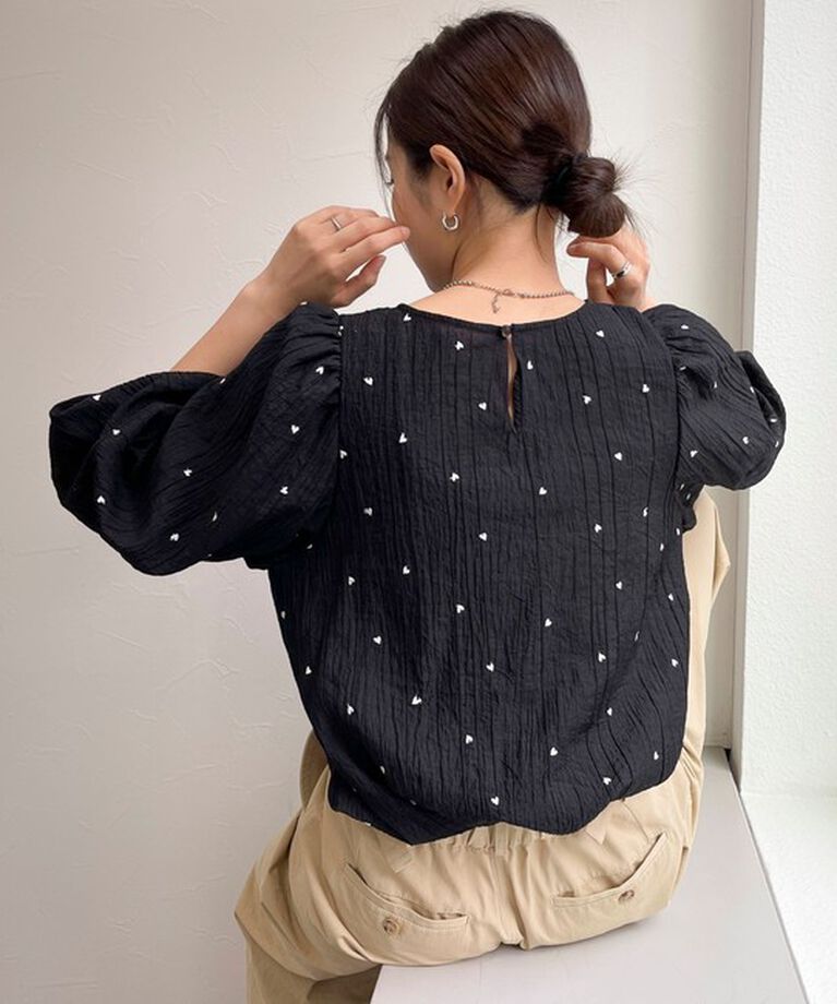 fredy emue「【WEB限定デザインあり】刺繍袖ボリュームブラウス」|シャツ・ブラウス|