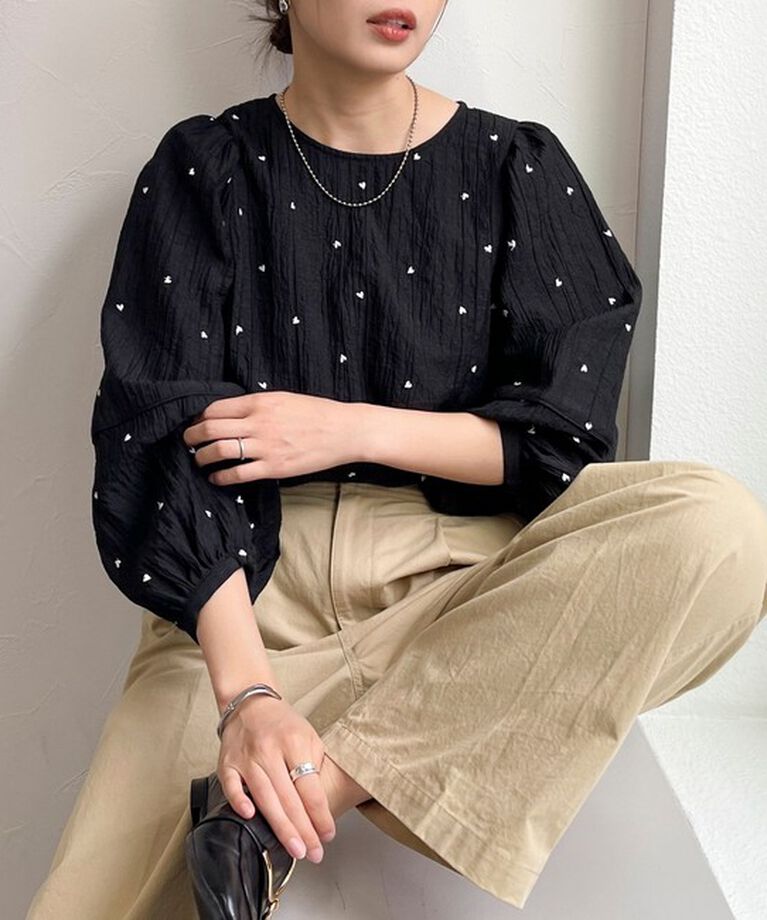 fredy emue「【WEB限定デザインあり】刺繍袖ボリュームブラウス」|シャツ・ブラウス|