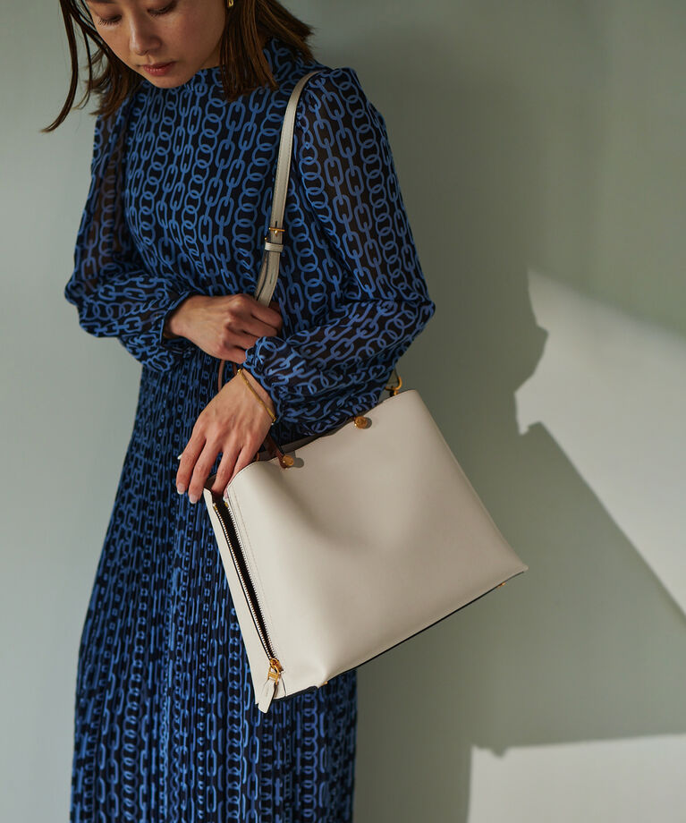 E'POR「【新色追加】【E'POR】Y BAG Medium」|ハンドバッグ|
