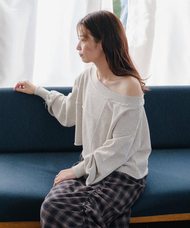  「【S.Lサイズ/前後2WAY/4色展開】パッチワークオフショルスウェット」|Tシャツ・カットソー|