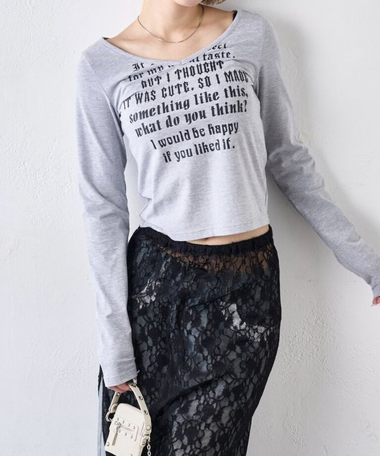  「メッセージVネックトップス」|Tシャツ・カットソー|