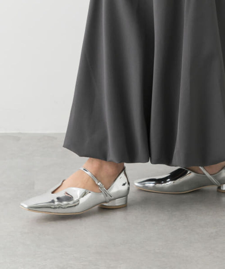 SENSE OF PLACE by URBAN RESEARCH「SENSE OF PLACE メタリックポインテッドシューズ」|パンプス|SILVER