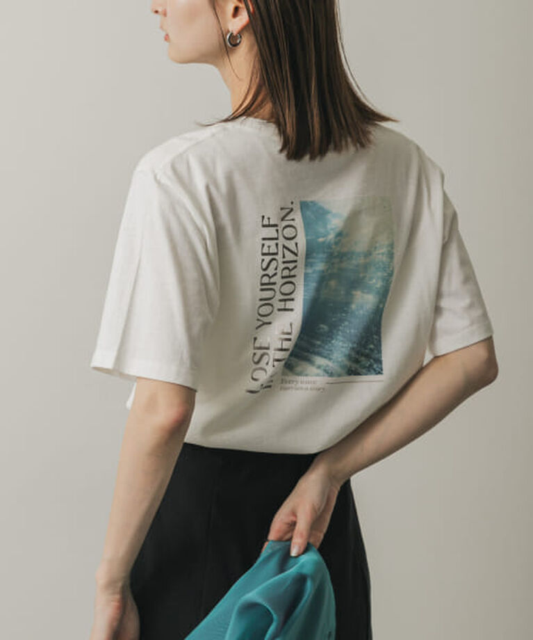 SENSE OF PLACE by URBAN RESEARCH「SENSE OF PLACE 『一部WEB限定カラー』グラフィックTシャツ(半袖)」|Tシャツ・カットソー|GRAPHIC-A