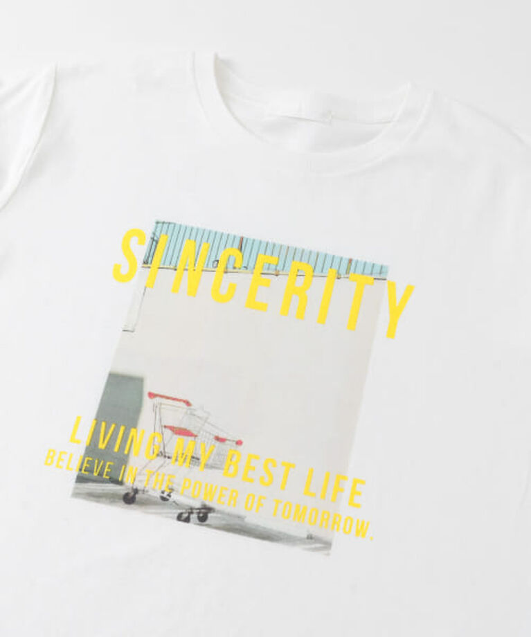 SENSE OF PLACE by URBAN RESEARCH「SENSE OF PLACE 『一部WEB限定カラー』グラフィックTシャツ(半袖)」|Tシャツ・カットソー|