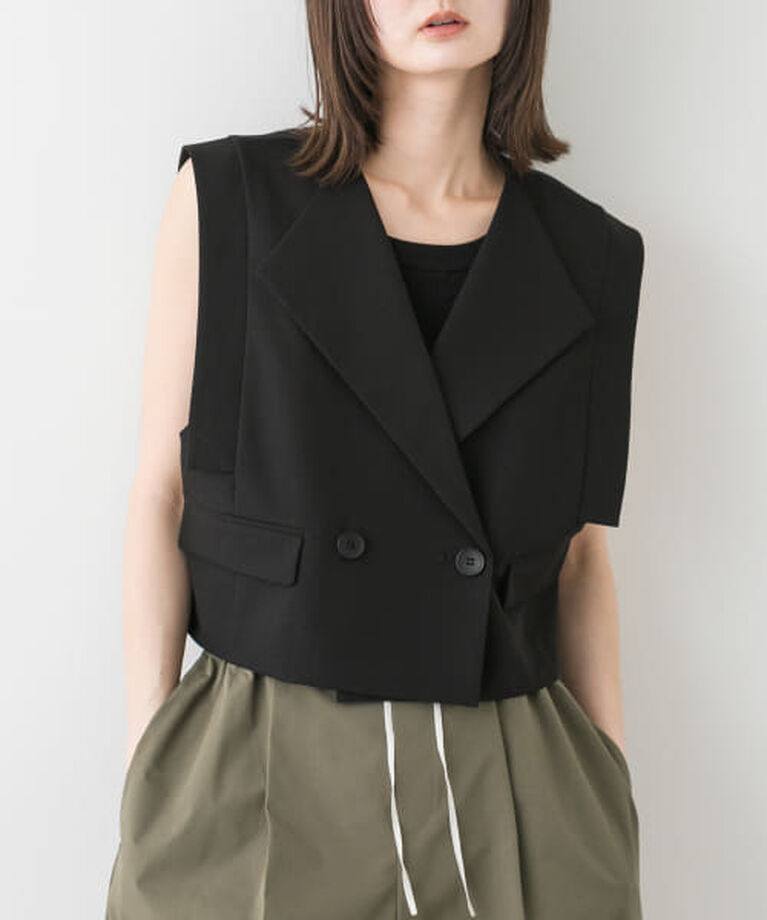 SENSE OF PLACE by URBAN RESEARCH「SENSE OF PLACE テーラードクロップドジレ」|ベスト・ジレ|BLACK