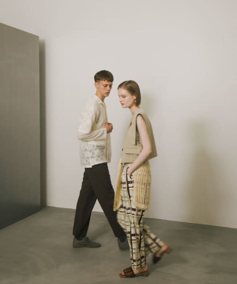 SENSE OF PLACE by URBAN RESEARCH「SENSE OF PLACE テーラードクロップドジレ」|ベスト・ジレ|