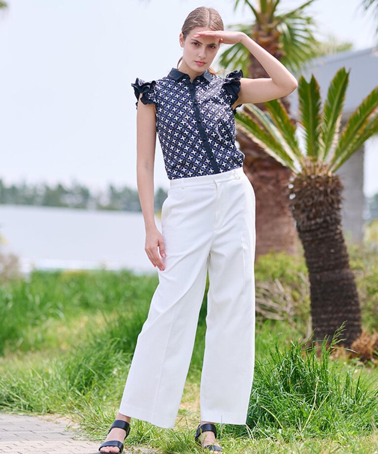 DRESSTERIOR「【大人百花春号掲載 モデル美香さん着用】オーバーラップウィングスリーブブラウス」|シャツ・ブラウス|