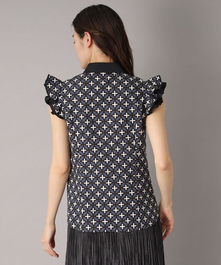 DRESSTERIOR「【大人百花春号掲載 モデル美香さん着用】オーバーラップウィングスリーブブラウス」|シャツ・ブラウス|